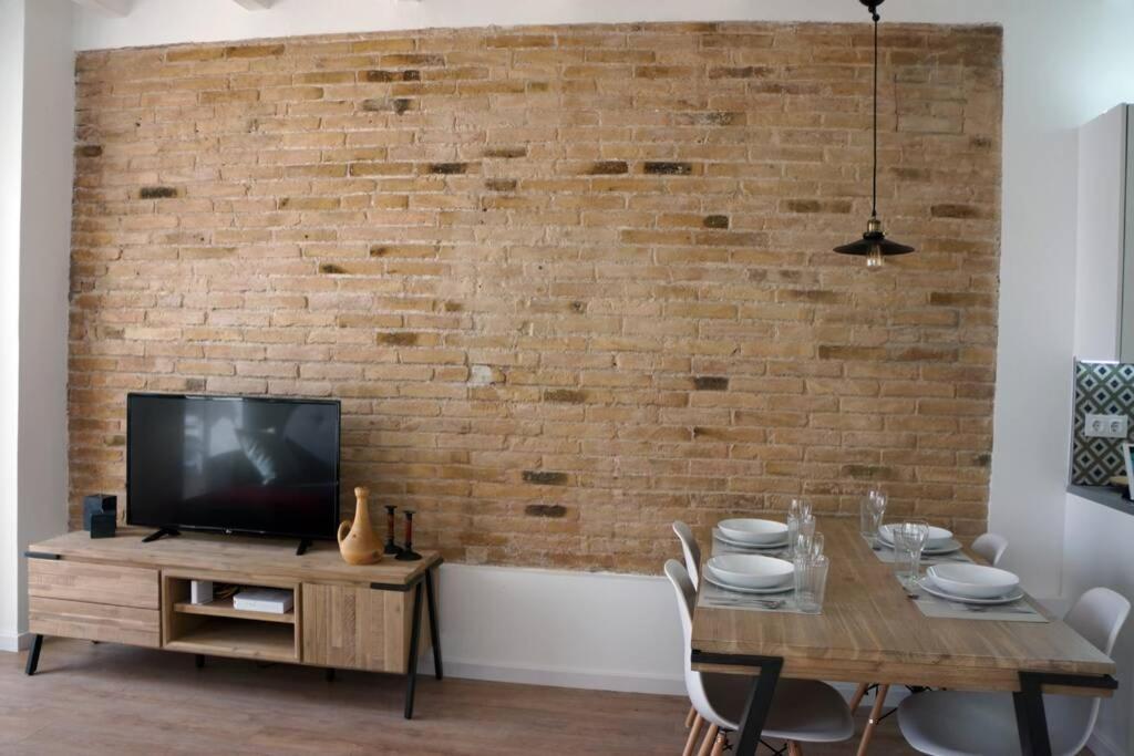 Barcelona Industrial Style Apartment L'Hospitalet de Llobregat Exterior photo